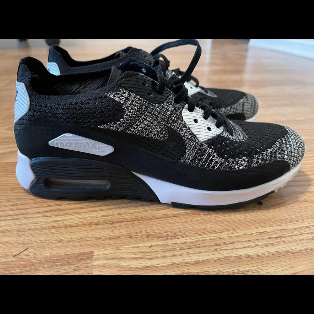 Nike Air Max 90